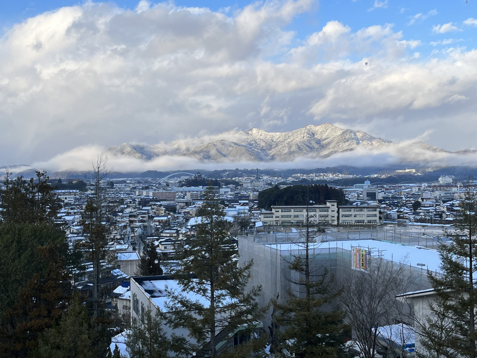 音無瀬橋と福知山城